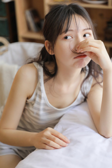 我的极品美女总裁一道虚光